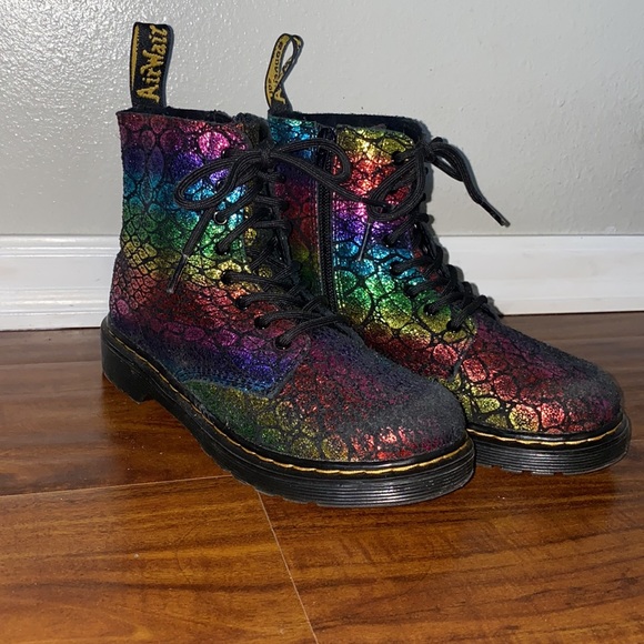 Dr.Martens 1460 Pascal J Black/Rainbow - Picture 1 of 10